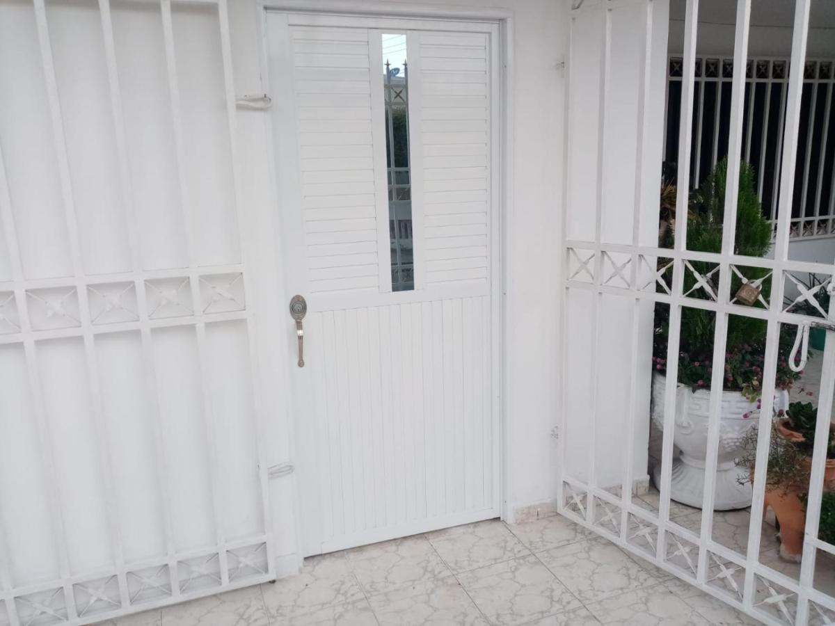 Habitacion Cerca De La Universidad Del Sinu Cartagena Екстер'єр фото